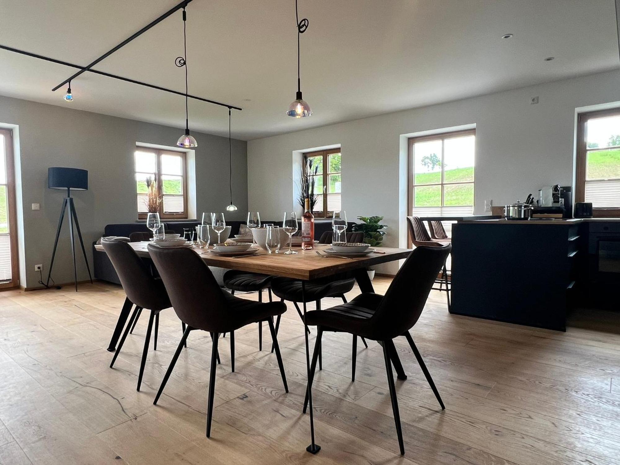 Stay Nice Apartments Dorfen Naehe Muenchen Jacuzzi Grillkota 75 Zoll Tv Екстериор снимка