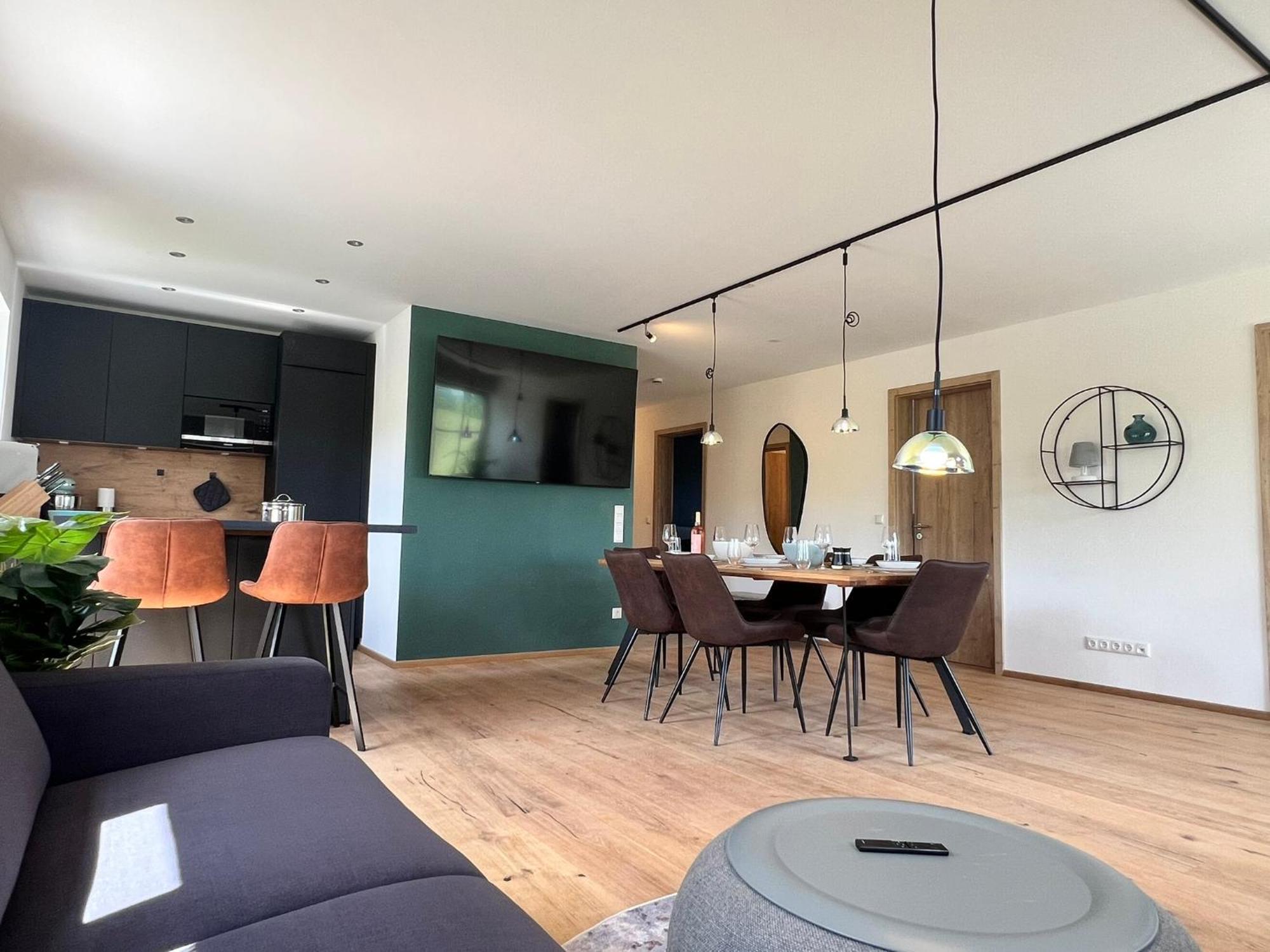 Stay Nice Apartments Dorfen Naehe Muenchen Jacuzzi Grillkota 75 Zoll Tv Екстериор снимка